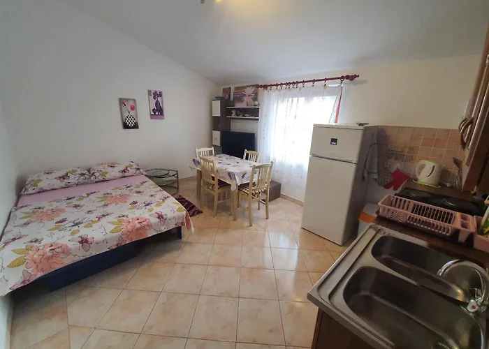Apartment Anja *